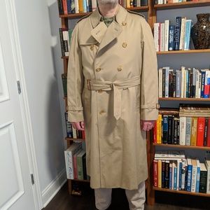 Burberry | Trench Coat